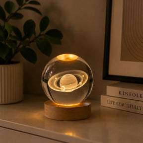 Bola de Cristal 3D com Iluminação LED - Escultura Decorativa em Vidro Gravado a Laser